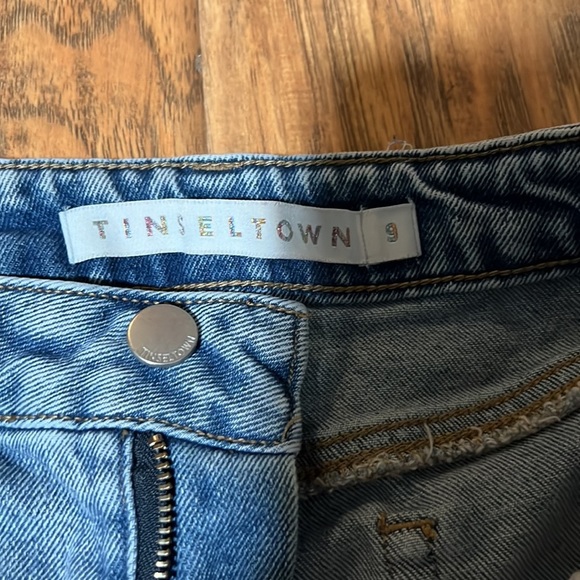 𝅺Tinseltown High Rise Skinny Jeans - Picture 4 of 4